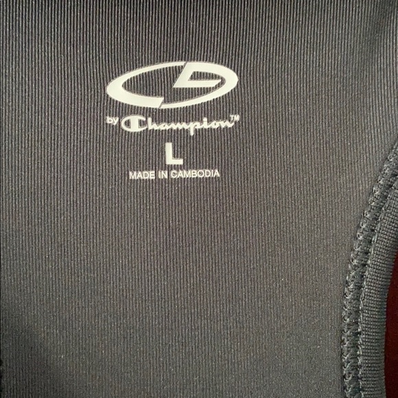 Champion Women’s Athletic top - Picture 2 of 3